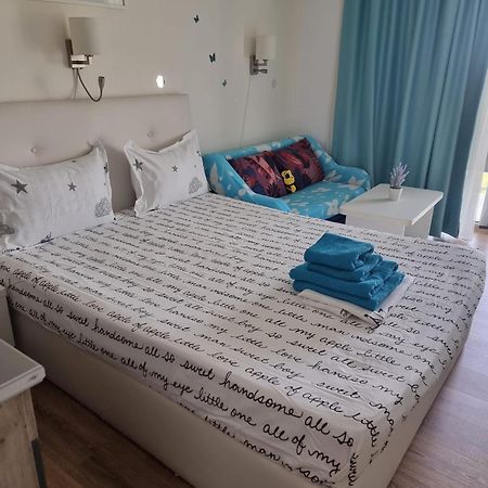 Blaxy Resort Stefi Cu Acces La Piscine Gratuit Douăzeci şi Trei August Buitenkant foto