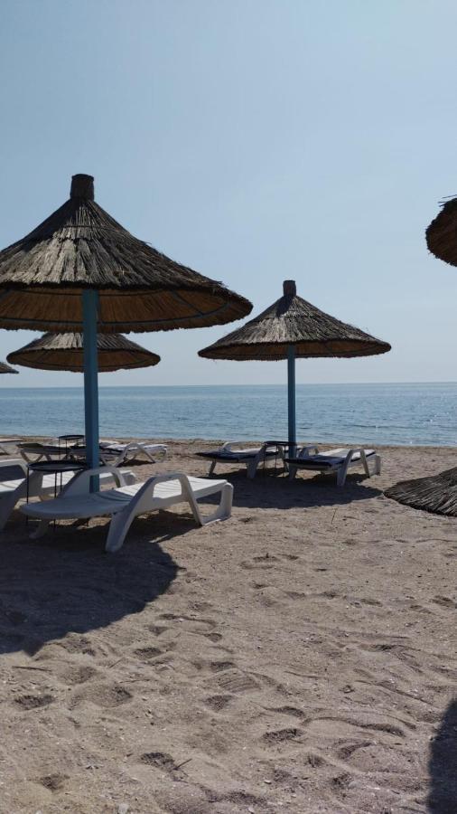 Blaxy Resort Stefi Cu Acces La Piscine Gratuit Douăzeci şi Trei August Buitenkant foto