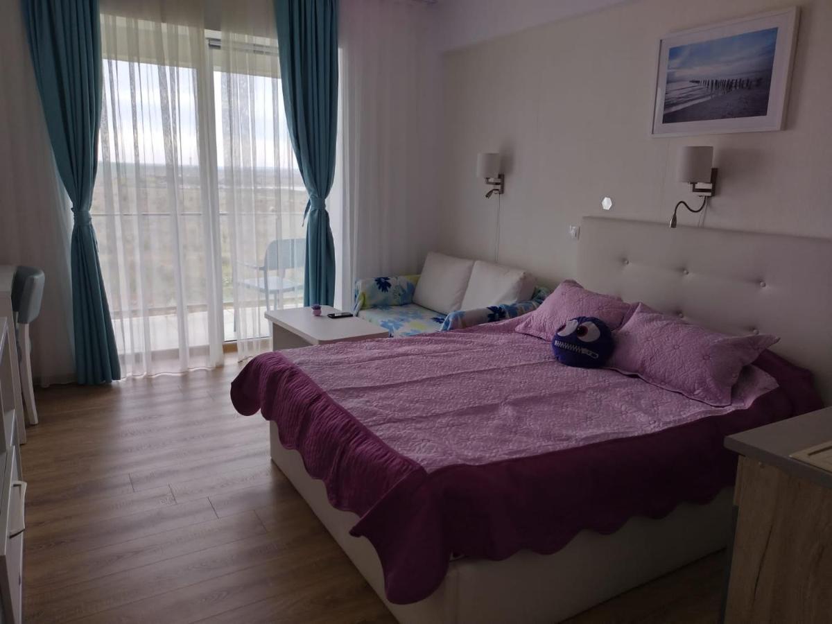 Blaxy Resort Stefi Cu Acces La Piscine Gratuit Douăzeci şi Trei August Buitenkant foto