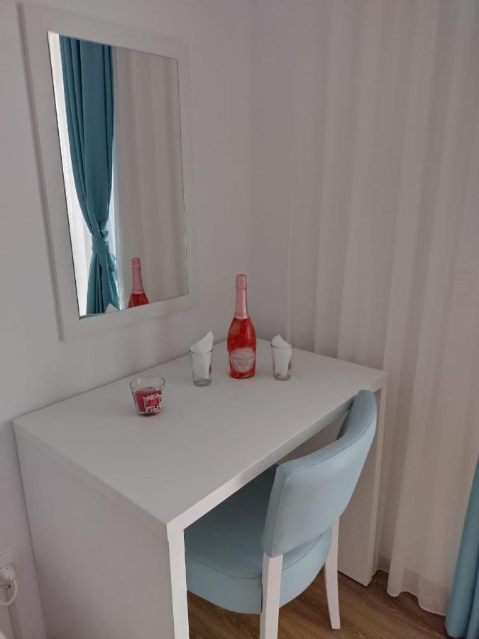 Blaxy Resort Stefi Cu Acces La Piscine Gratuit Douăzeci şi Trei August Buitenkant foto