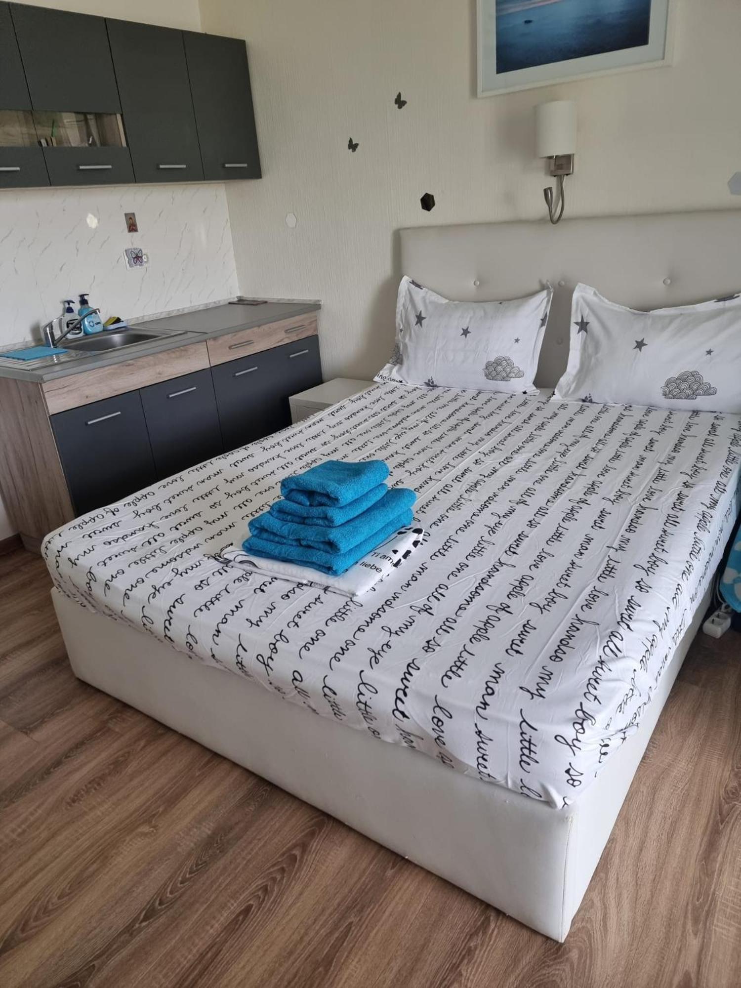 Blaxy Resort Stefi Cu Acces La Piscine Gratuit Douăzeci şi Trei August Buitenkant foto